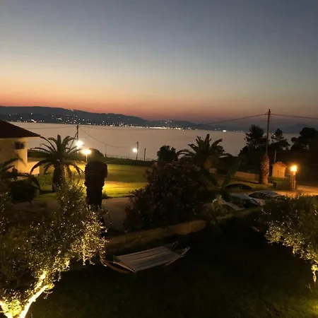 Aloni And Διαμέρισμα Λάσση