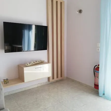 Aloni Studios&apartments *